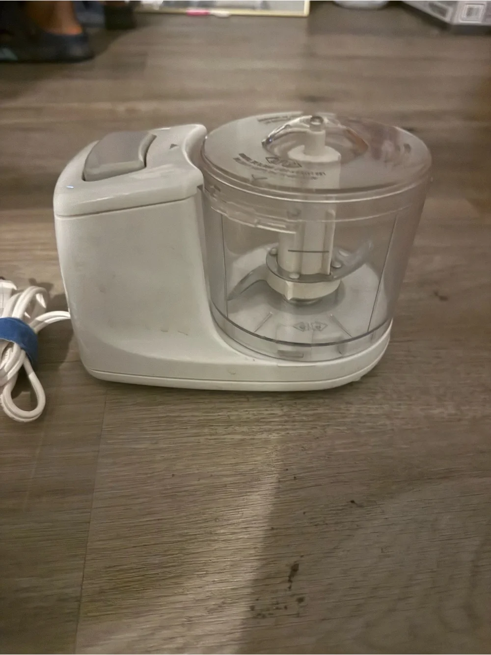 Compact White Electric Food Chopper with Clear Bowl
